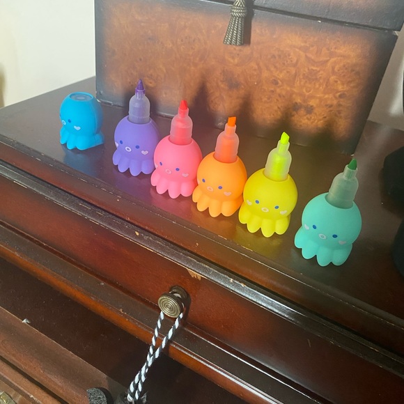 Squid highlighter with multiple colors new in packaging - Picture 4 of 4